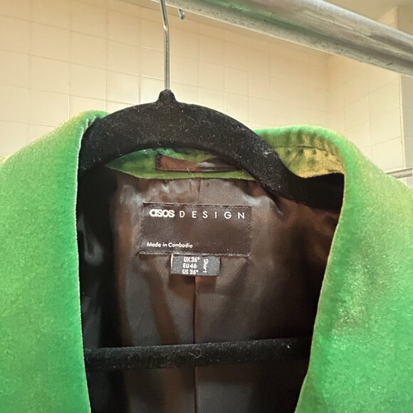 ASOS DESIGN Green Velvet Belted Blazer Jacket (UK 36 / US 36 / EU 46) Size Large - Picture 3 of 3